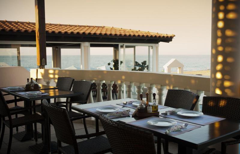 Hotel Caretta Beach Gerani  ภายนอก รูปภาพ