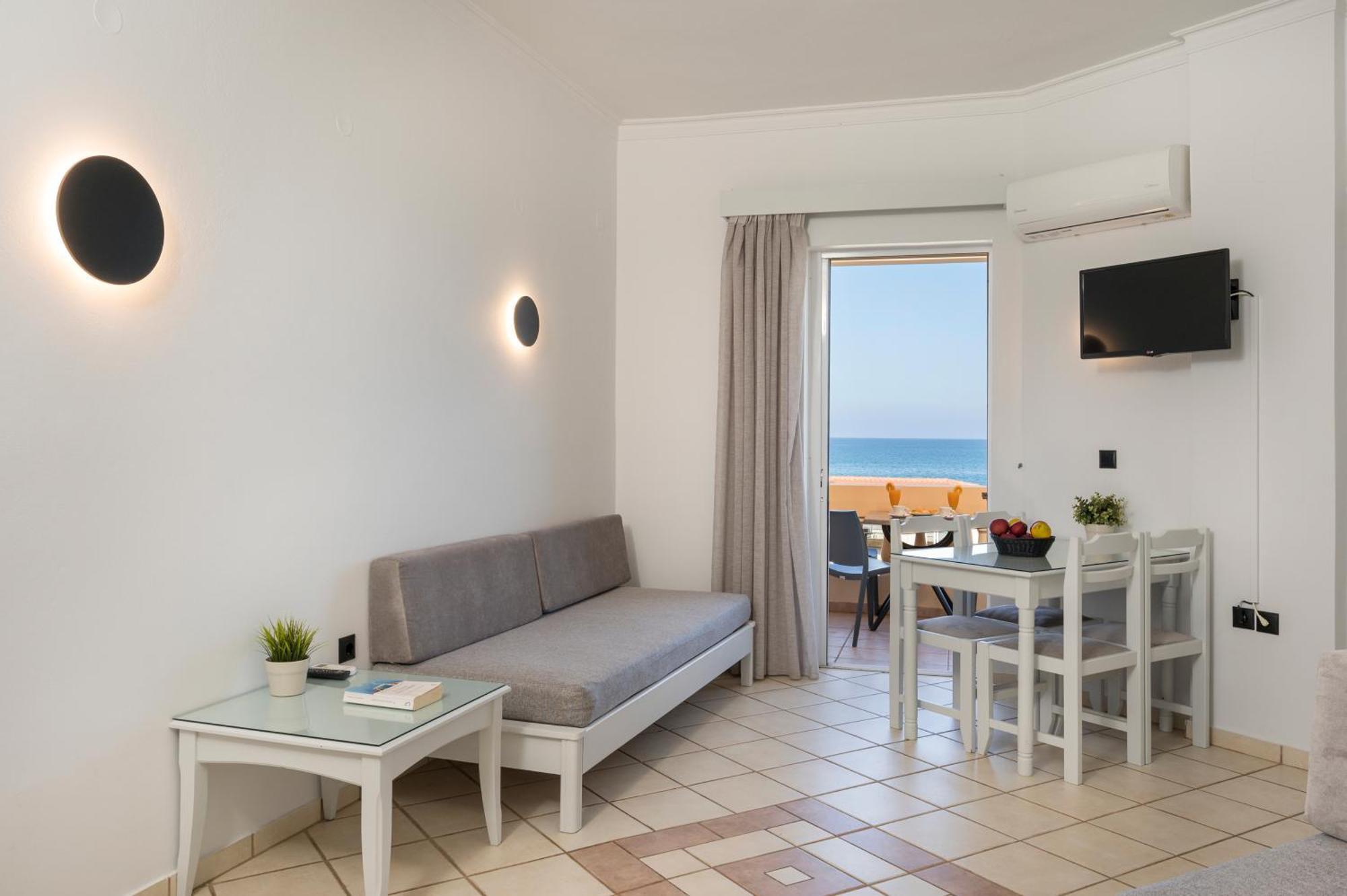 Hotel Caretta Beach Gerani  ภายนอก รูปภาพ