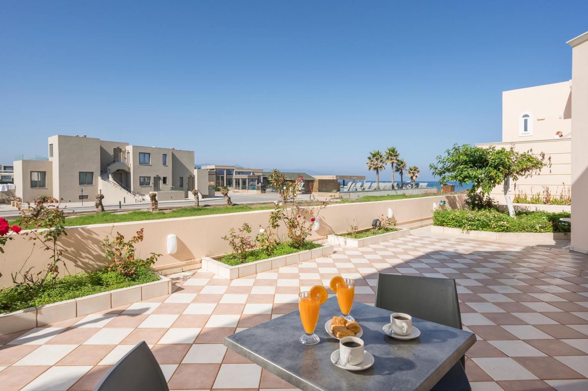 Hotel Caretta Beach Gerani  ภายนอก รูปภาพ