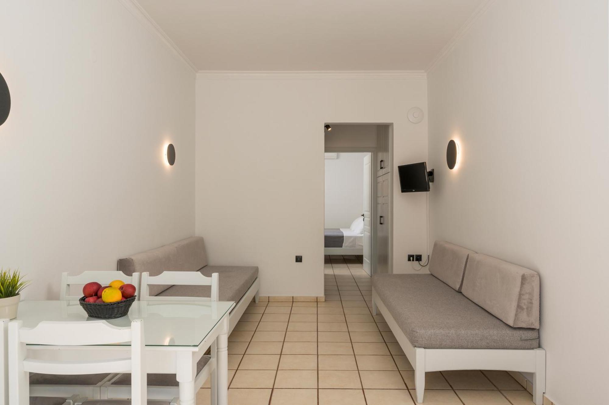Hotel Caretta Beach Gerani  ภายนอก รูปภาพ